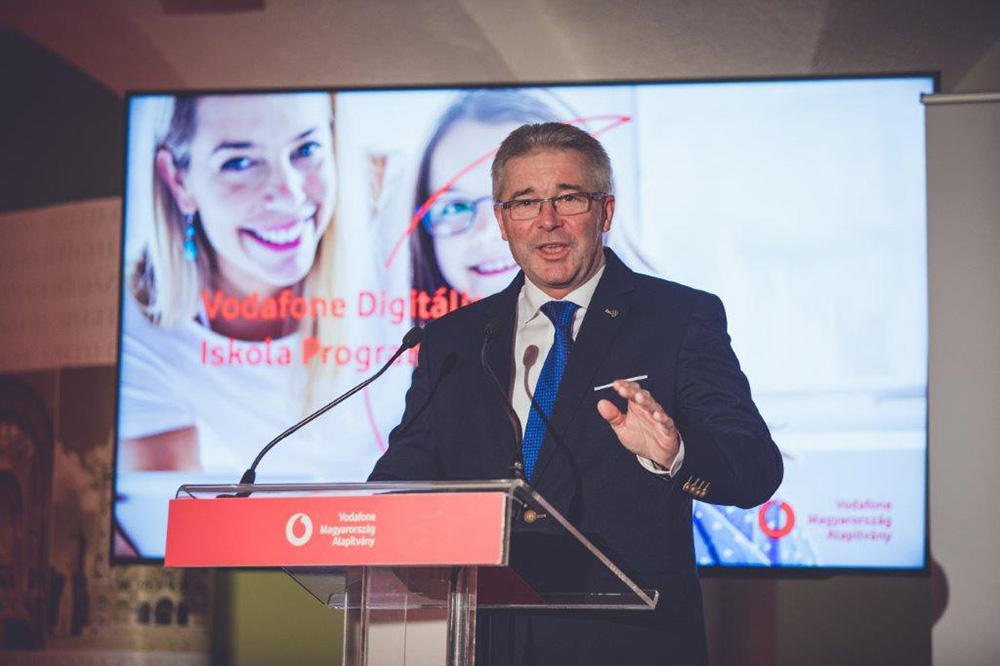 190517 vodafone 02