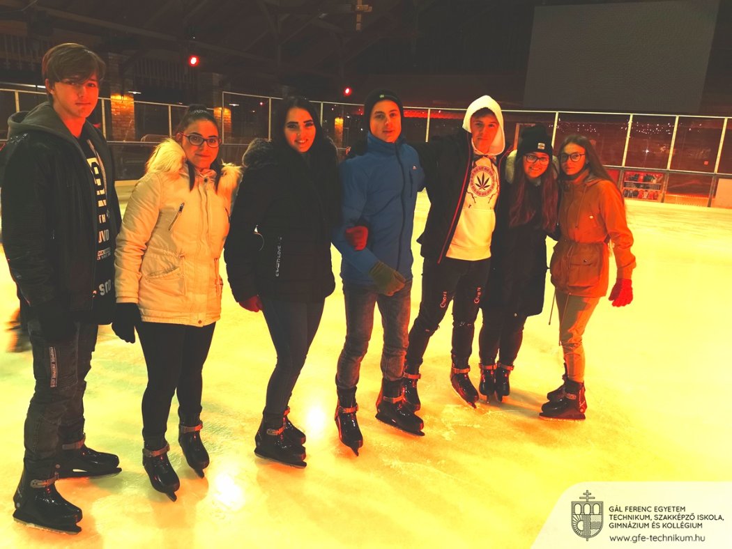 20211223 korcsolyazas 05