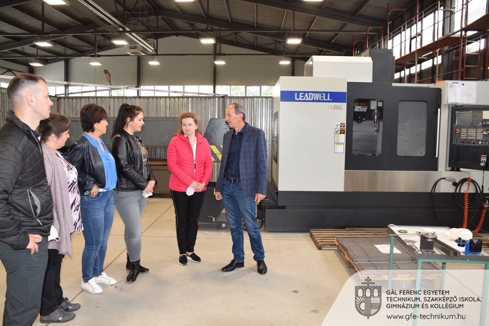 220411erasmusplus 001