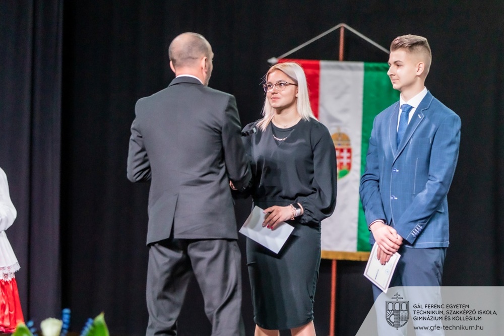 Diákparlament Bíró Szabina 3 Mátyásné Marcsi Tarkovács